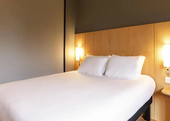 Ibis Quimperle